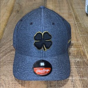 NWT Rawlings Black Clover Flexfit Hat